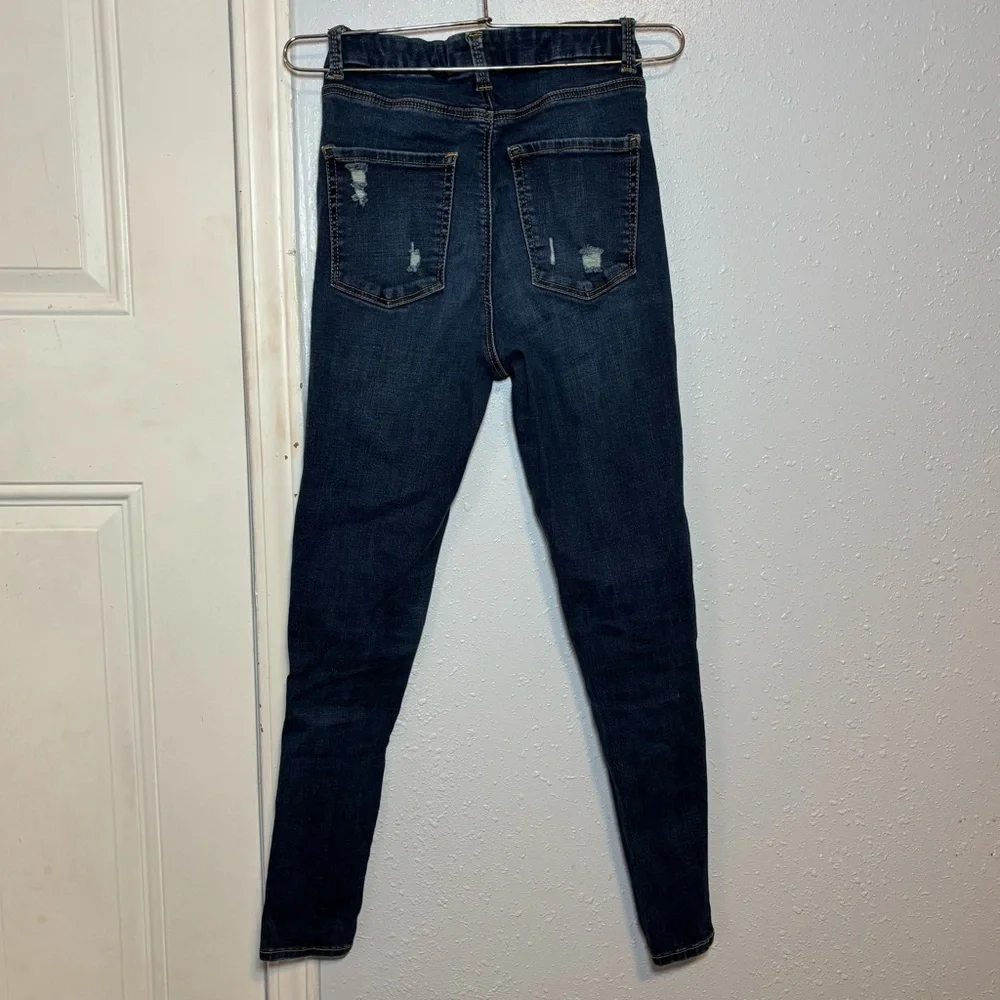 No Boundaries Dark Wash Distressed High-Rise Skinny Jeans - Picture 2 of 5